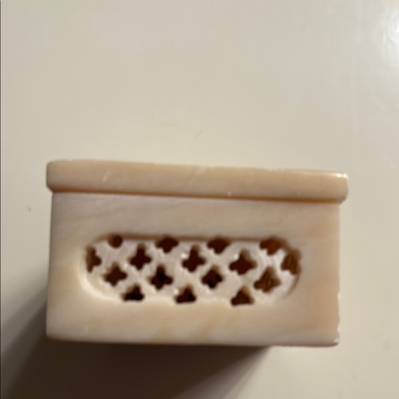 Vintage Floral Inlay Soapstone Dish - Picture 5 of 10